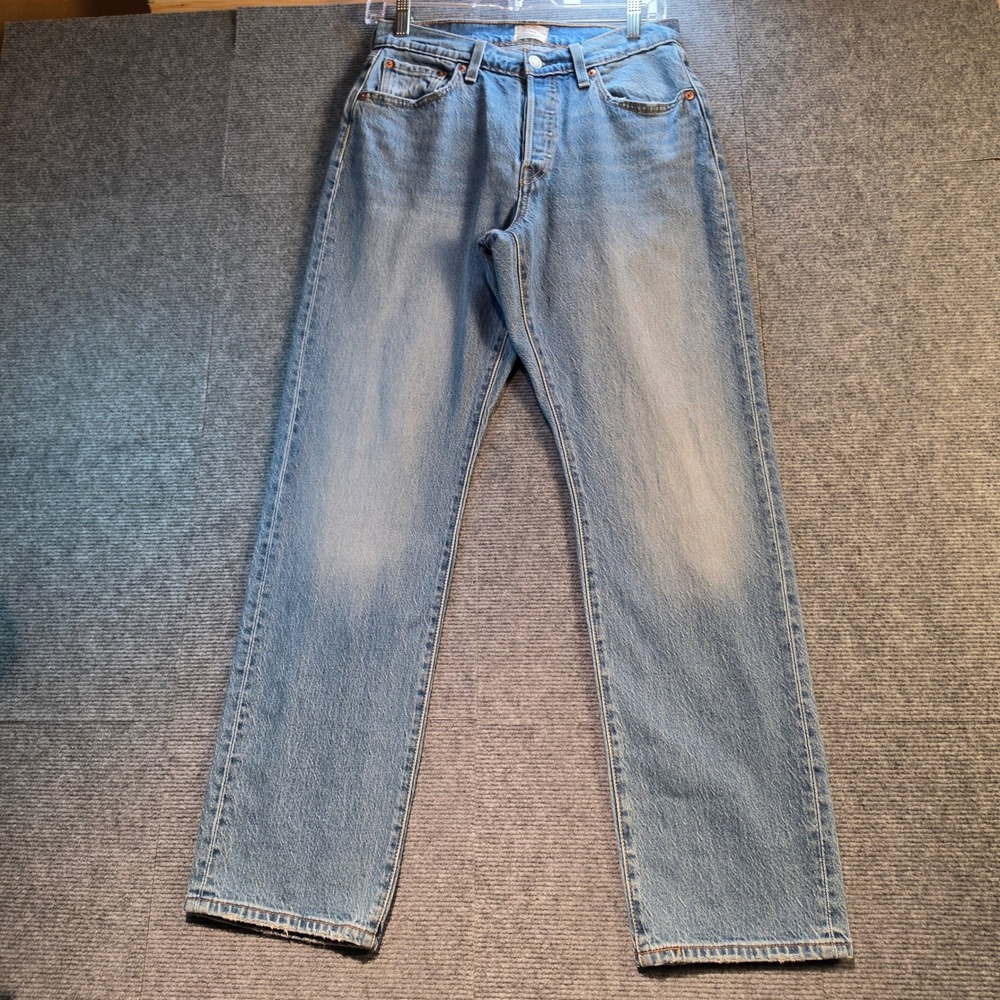 Levis 501 Curve Jeans Mens 29x30 Light Blue Good Straight Leg Button Fly Denim